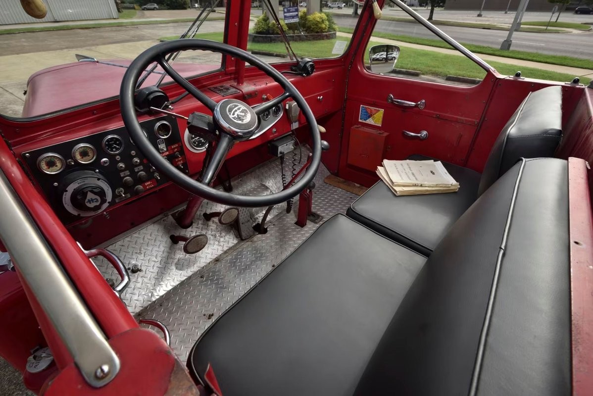 Pirsch-Aerial-Ladder-1960-Other-24