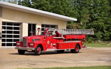 Pirsch-Aerial-Ladder-1960-Other