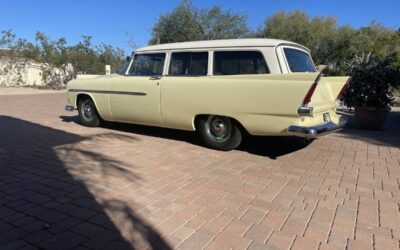 Plymouth 2 door wagon 1956