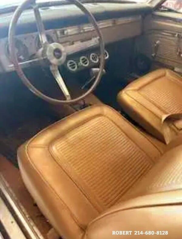 Plymouth-Barracuda-1965-Coupe-13