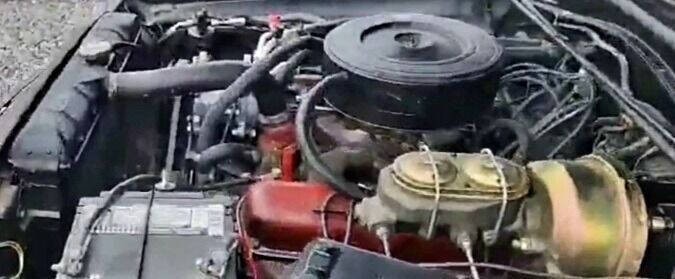 Plymouth-Barracuda-1965-Coupe-18