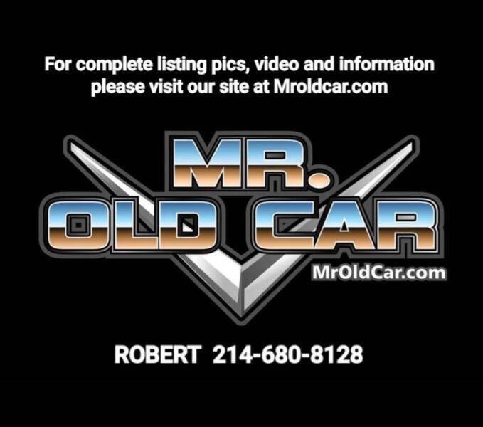 Plymouth-Barracuda-1965-Coupe-24