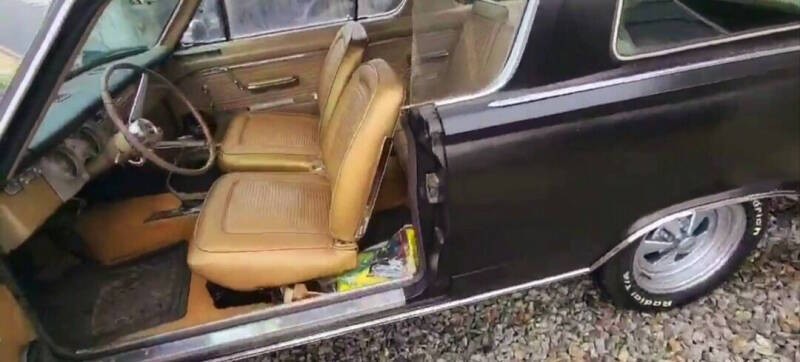 Plymouth-Barracuda-1965-Coupe-7