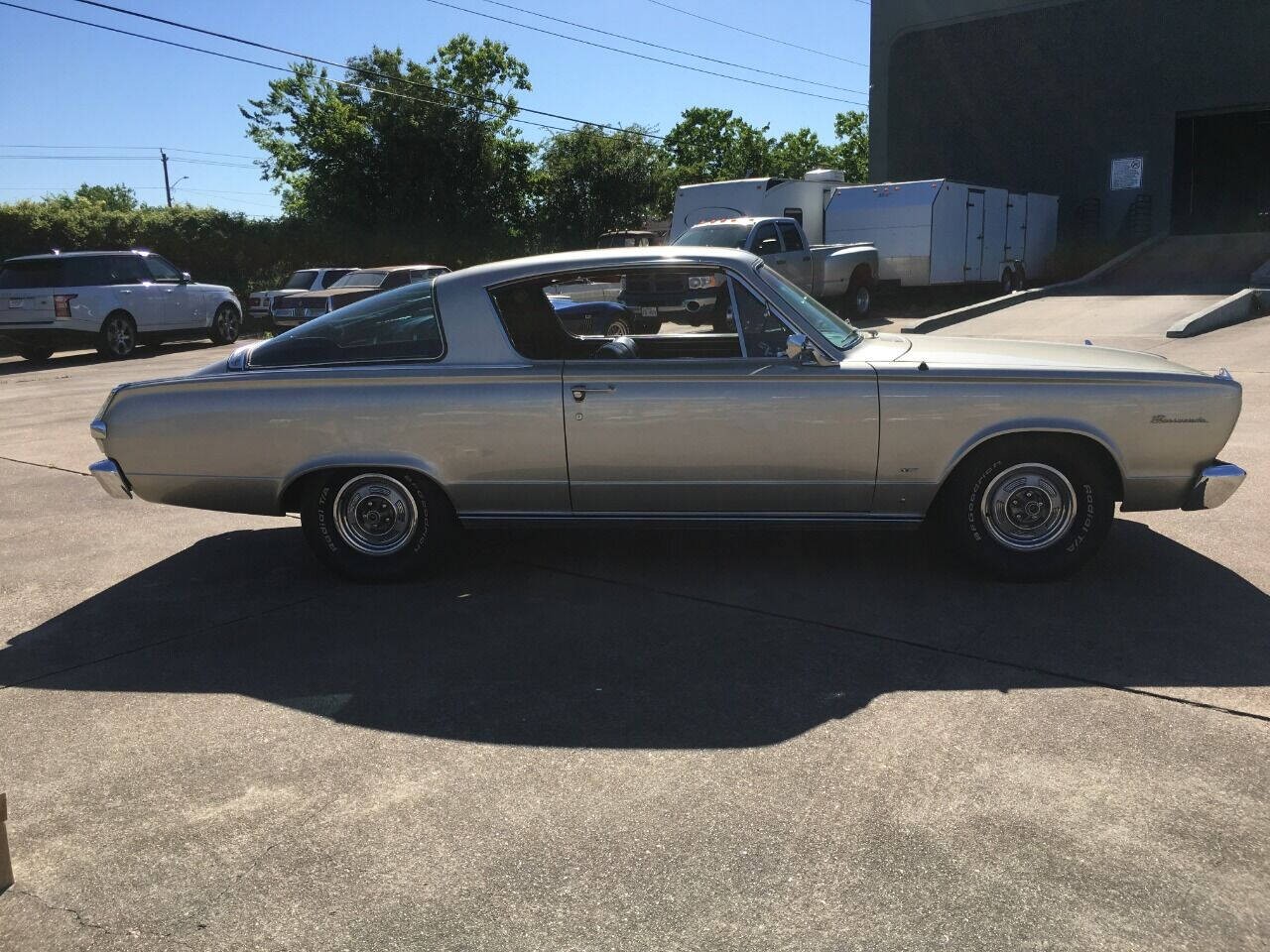 Plymouth-Barracuda-1966-Coupe-10