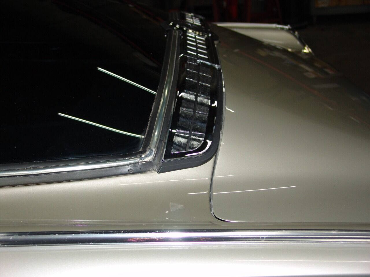 Plymouth-Barracuda-1966-Coupe-18