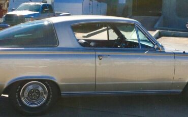 Plymouth-Barracuda-1966-Coupe-7
