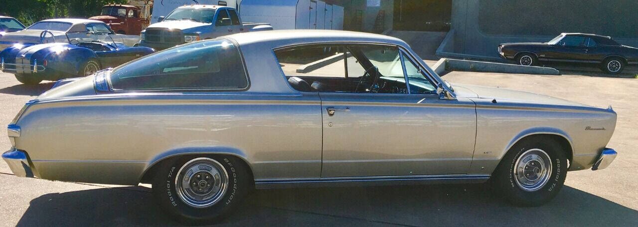 Plymouth-Barracuda-1966-Coupe-7