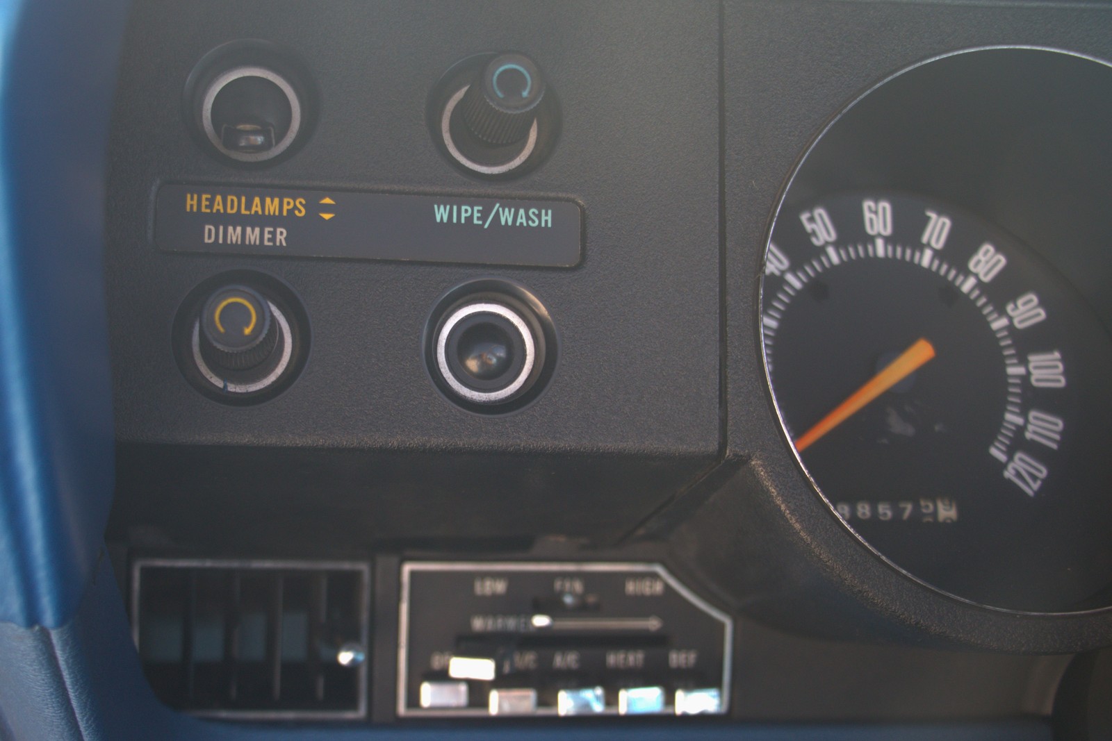 Plymouth-Barracuda-1971-Convertible-35