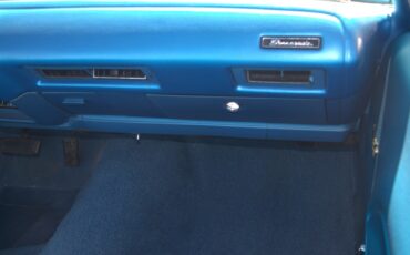 Plymouth-Barracuda-1971-Convertible-38