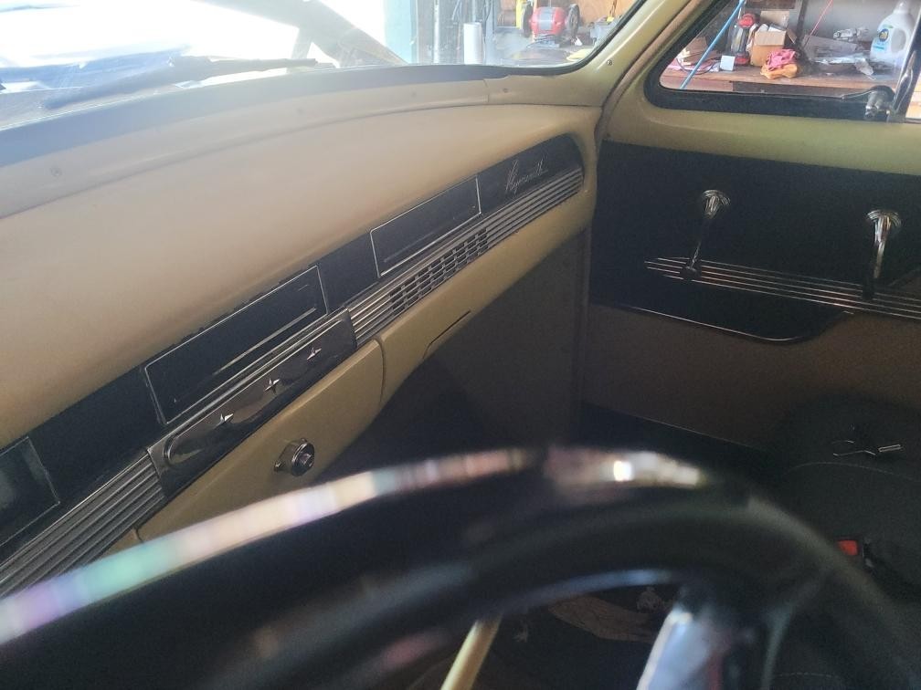 Plymouth-Belvedere-1954-Sedan-8