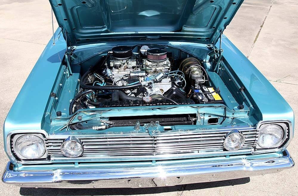 Plymouth-Belvedere-1966-Coupe-10