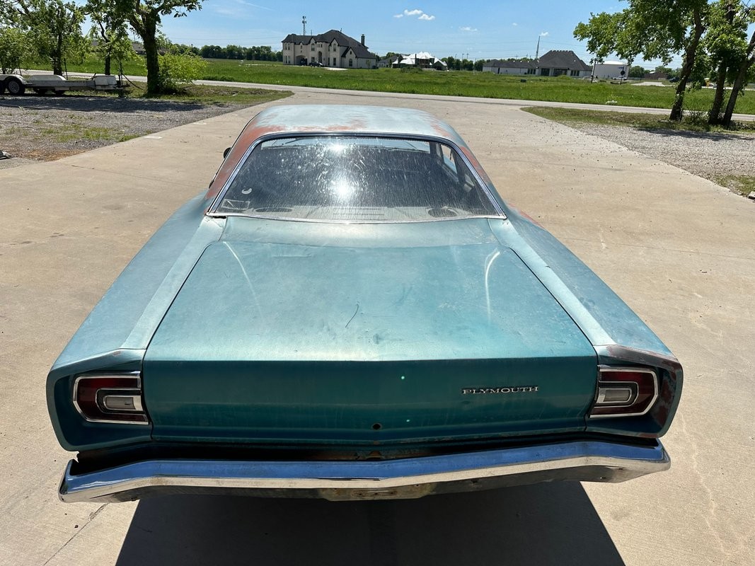 Plymouth-Belvedere-1968-10