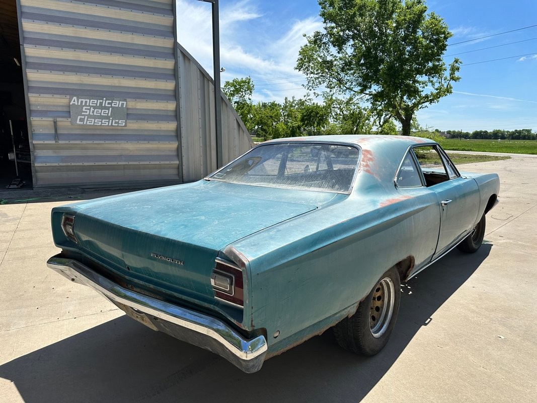 Plymouth-Belvedere-1968-2