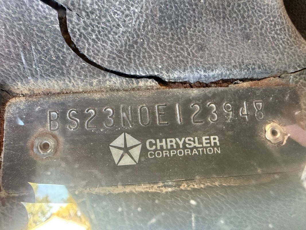 Plymouth-Cuda-1970-14