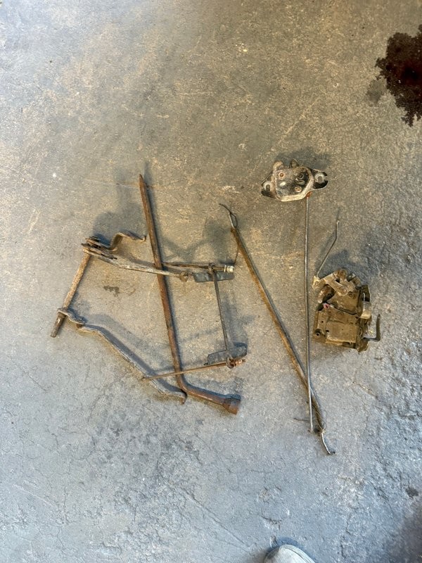 Plymouth-Cuda-1970-21