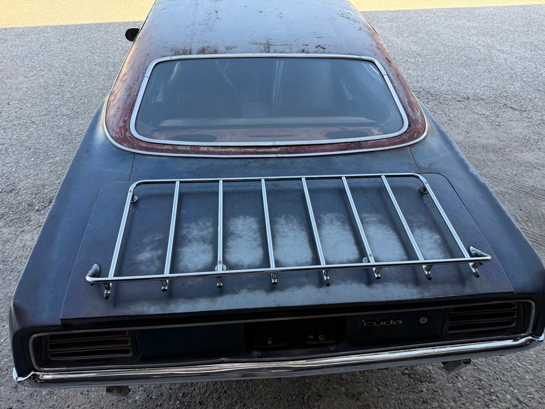 Plymouth-Cuda-1970-23