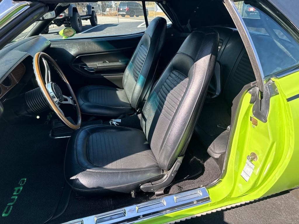 Plymouth-Cuda-Convertible-528-CI-Hemi-Resto-mod-5-speed-tremec-1970-35