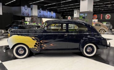 Plymouth-Deluxe-1940-Convertible-2