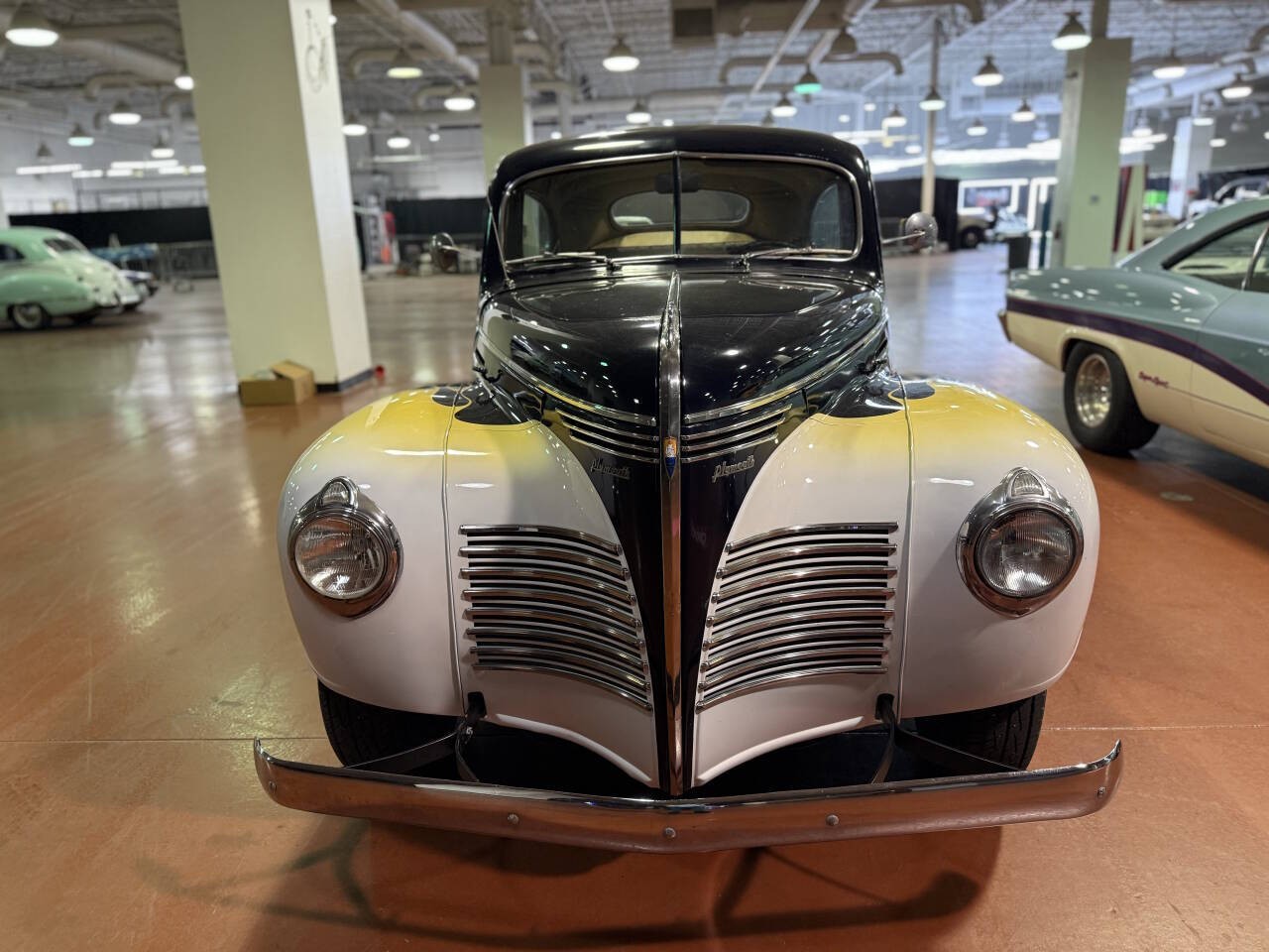 Plymouth-Deluxe-1940-Coupe-16