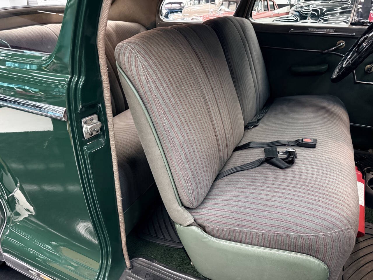 Plymouth-Deluxe-1948-Wagon-38