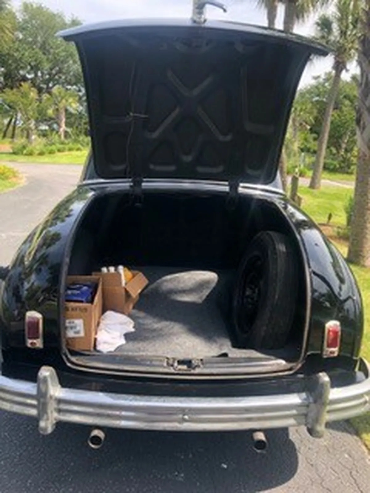 Plymouth-Deluxe-1949-Black-Brown-7