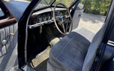 Plymouth-Deluxe-1950-Sedan-11
