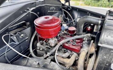 Plymouth-Deluxe-1950-Sedan-21