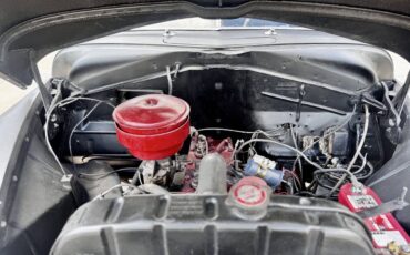 Plymouth-Deluxe-1950-Sedan-23