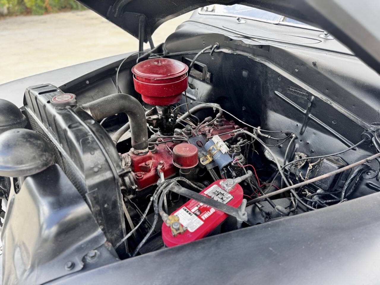 Plymouth-Deluxe-1950-Sedan-24
