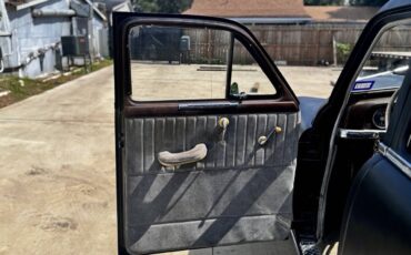 Plymouth-Deluxe-1950-Sedan-6