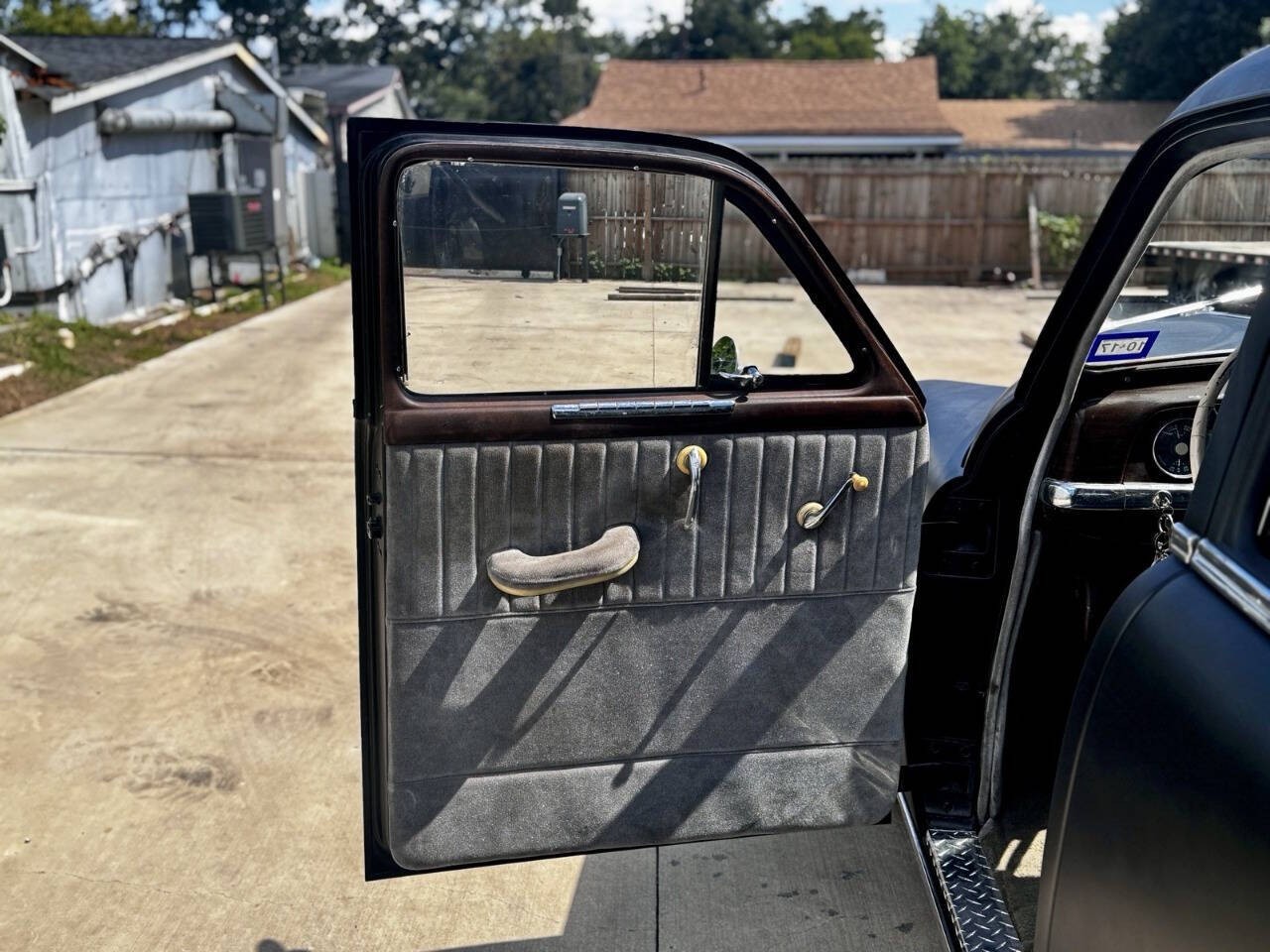 Plymouth-Deluxe-1950-Sedan-6