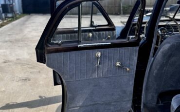 Plymouth-Deluxe-1950-Sedan-7