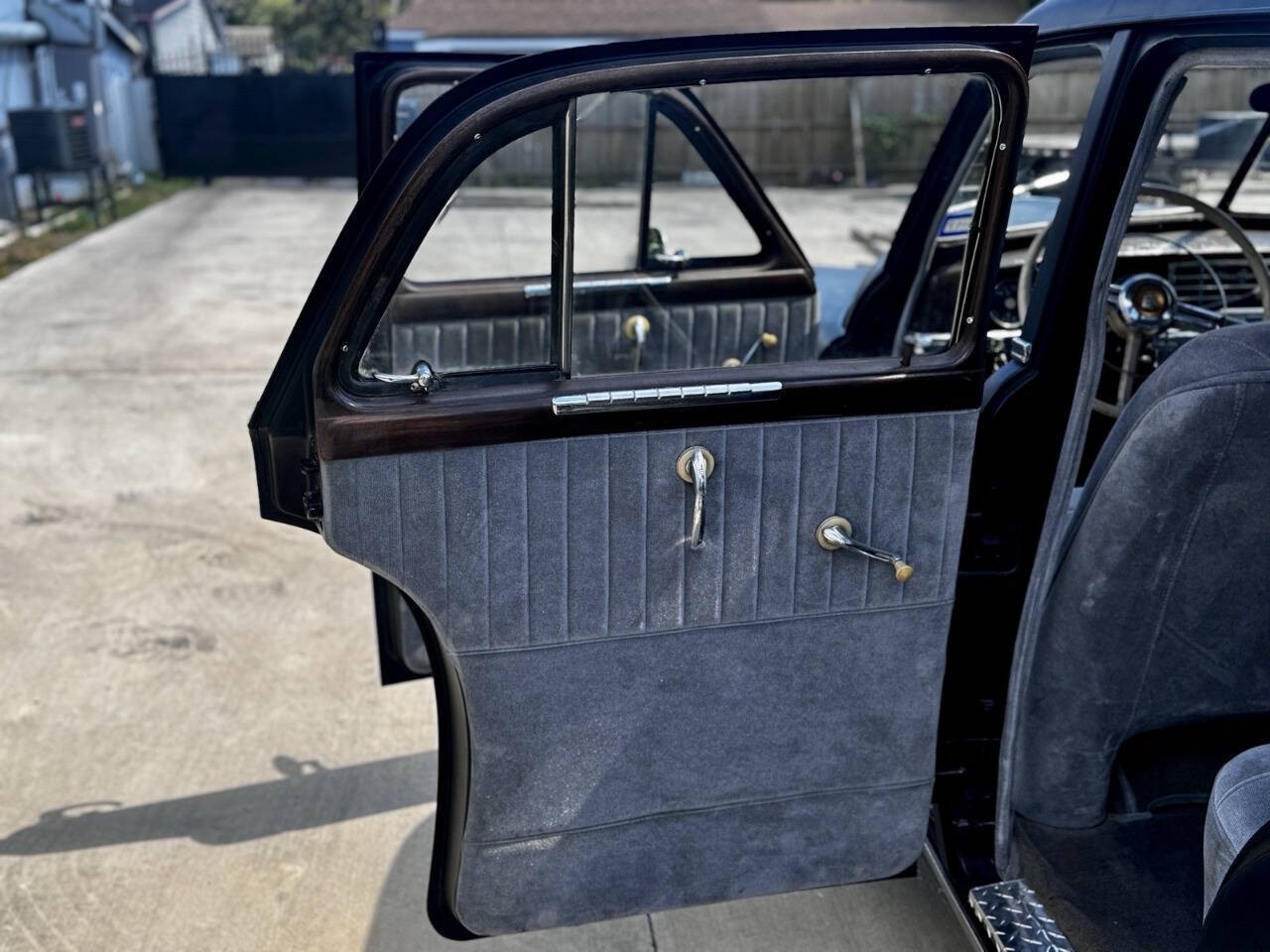 Plymouth-Deluxe-1950-Sedan-7