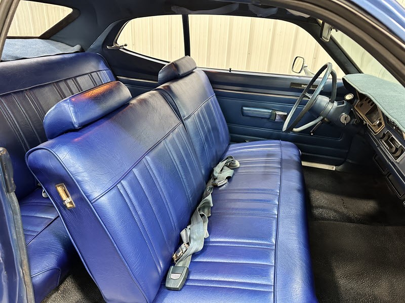 Plymouth-Duster-1971-16