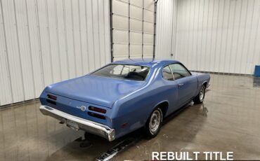 Plymouth-Duster-1971-4