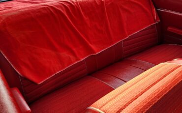 Plymouth-Fury-1963-Sedan-11