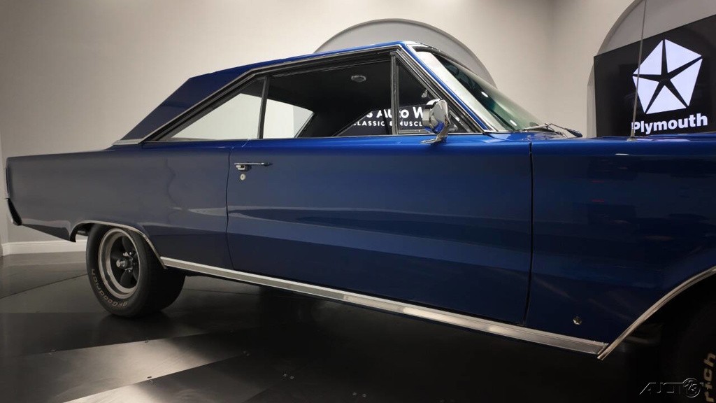 Plymouth-GTX-1967-12