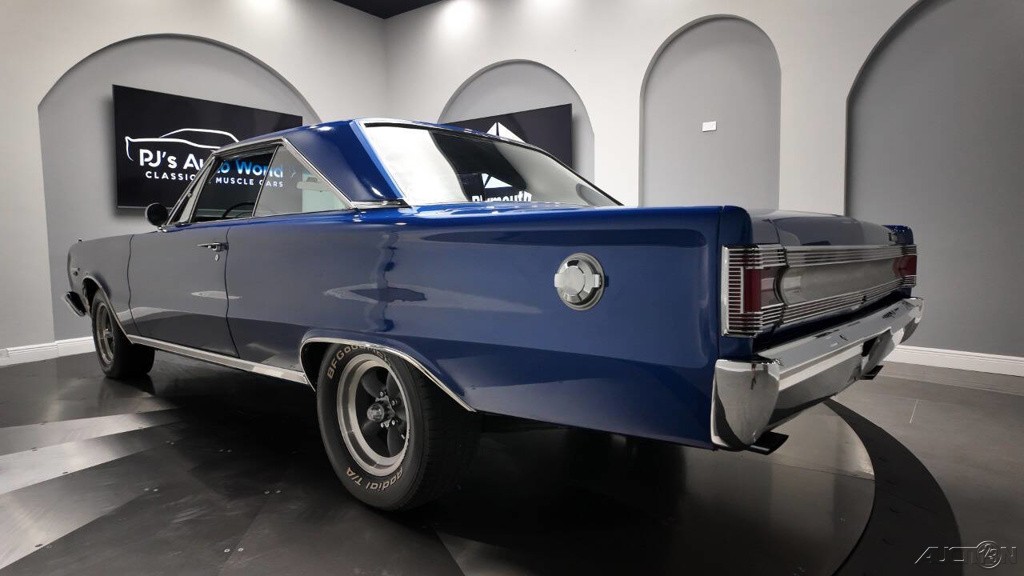 Plymouth-GTX-1967-20