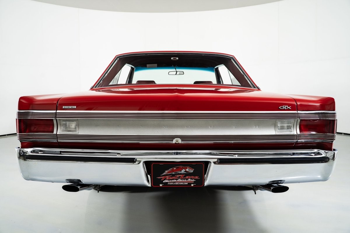 Plymouth-GTX-1967-Coupe-12