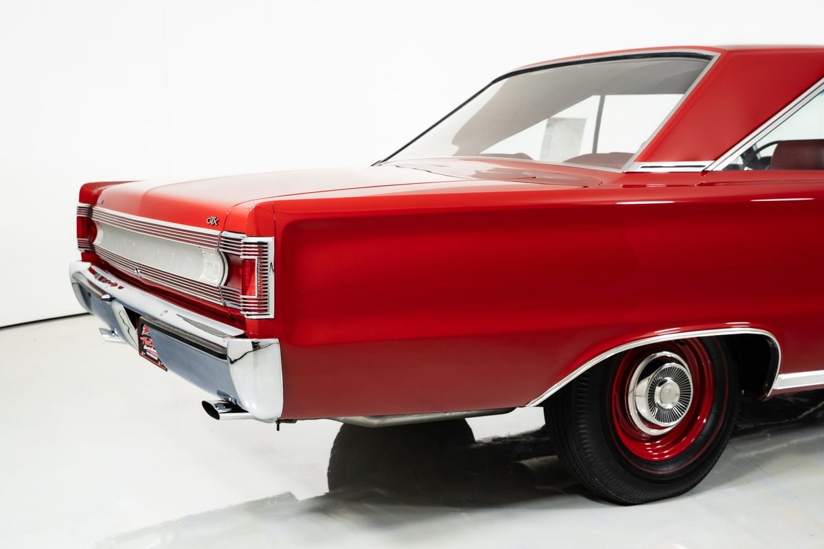 Plymouth-GTX-1967-Coupe-15