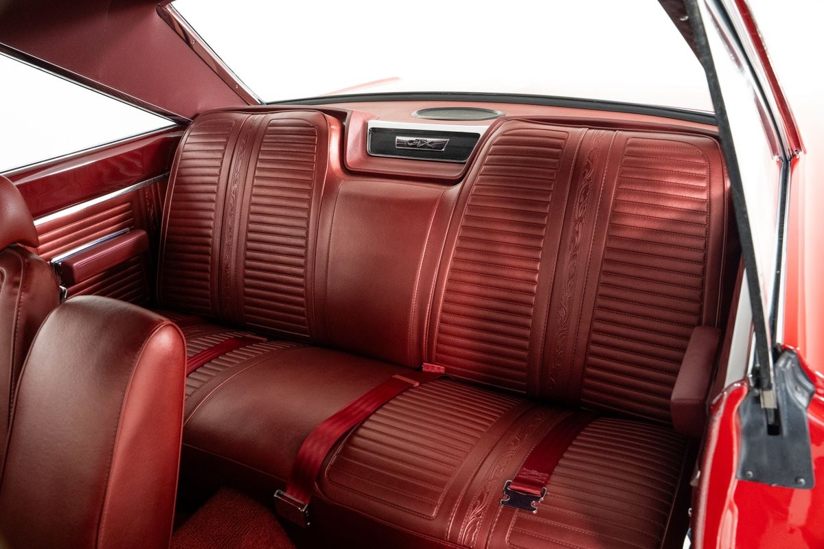 Plymouth-GTX-1967-Coupe-27