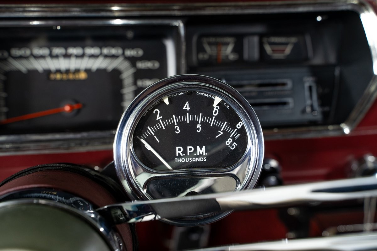 Plymouth-GTX-1967-Coupe-33