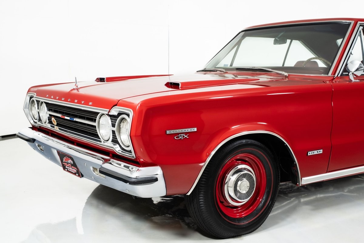 Plymouth-GTX-1967-Coupe-5