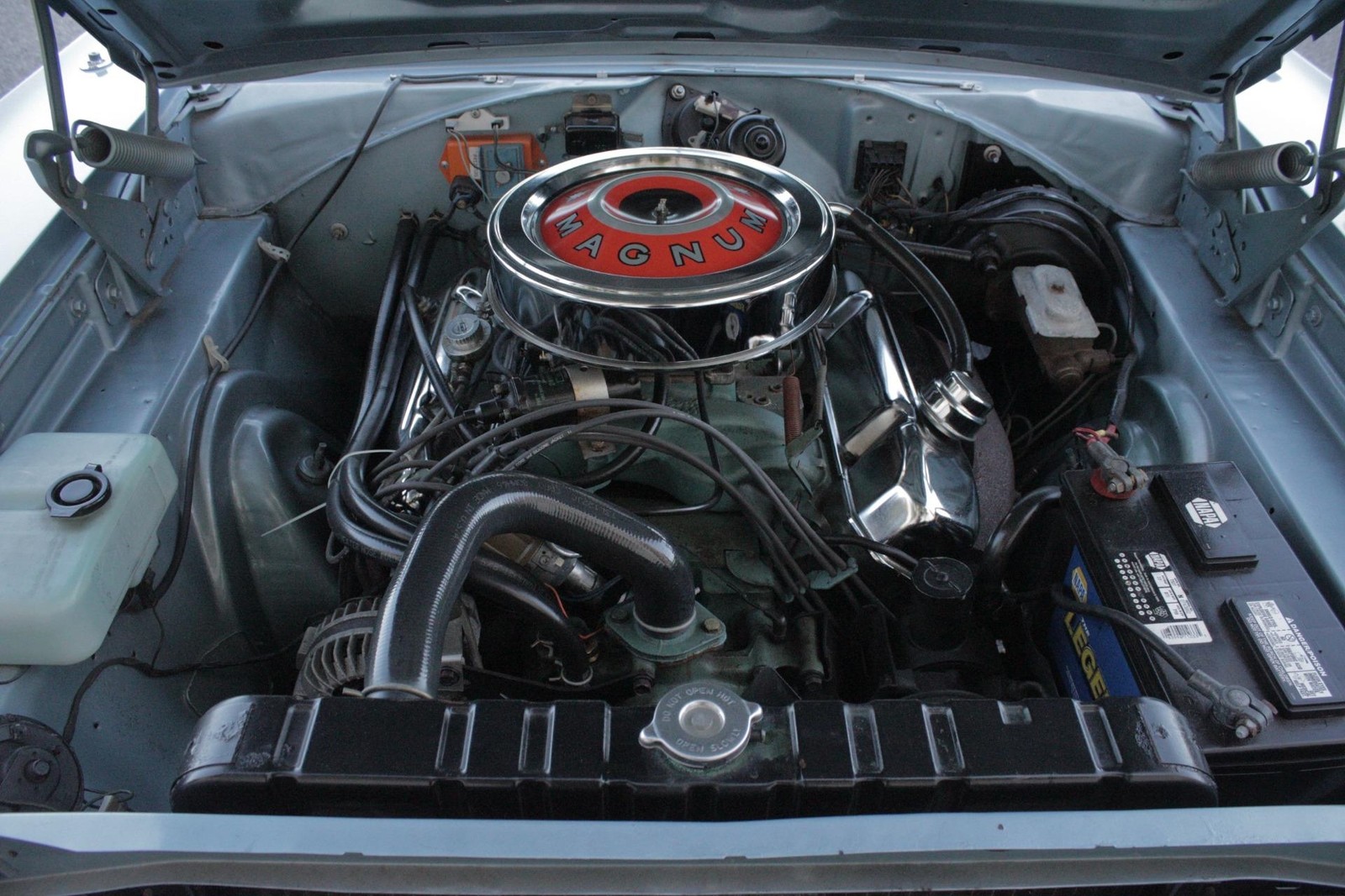 Plymouth-GTX-1968-2-Door-10