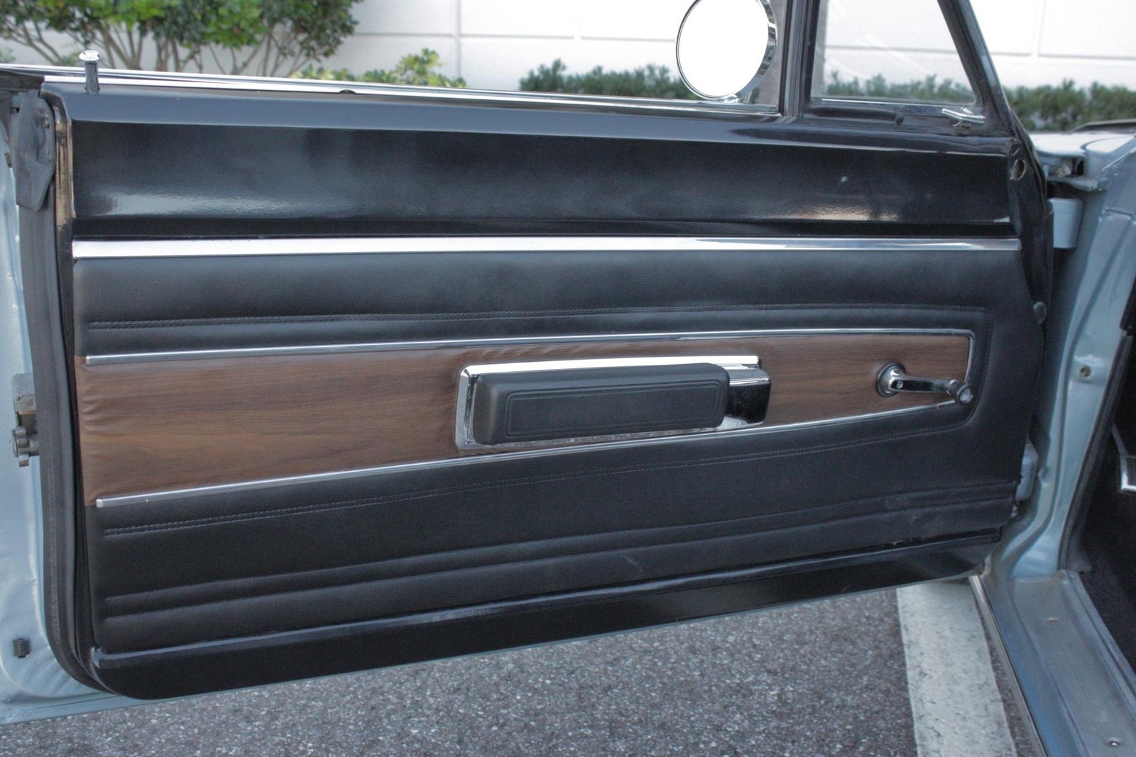 Plymouth-GTX-1968-2-Door-19