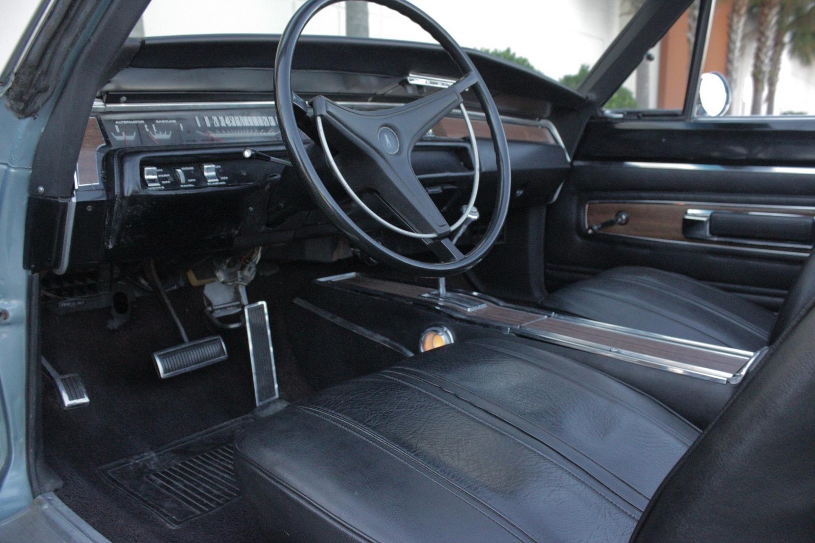 Plymouth-GTX-1968-2-Door-21