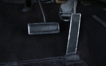 Plymouth-GTX-1968-2-Door-36