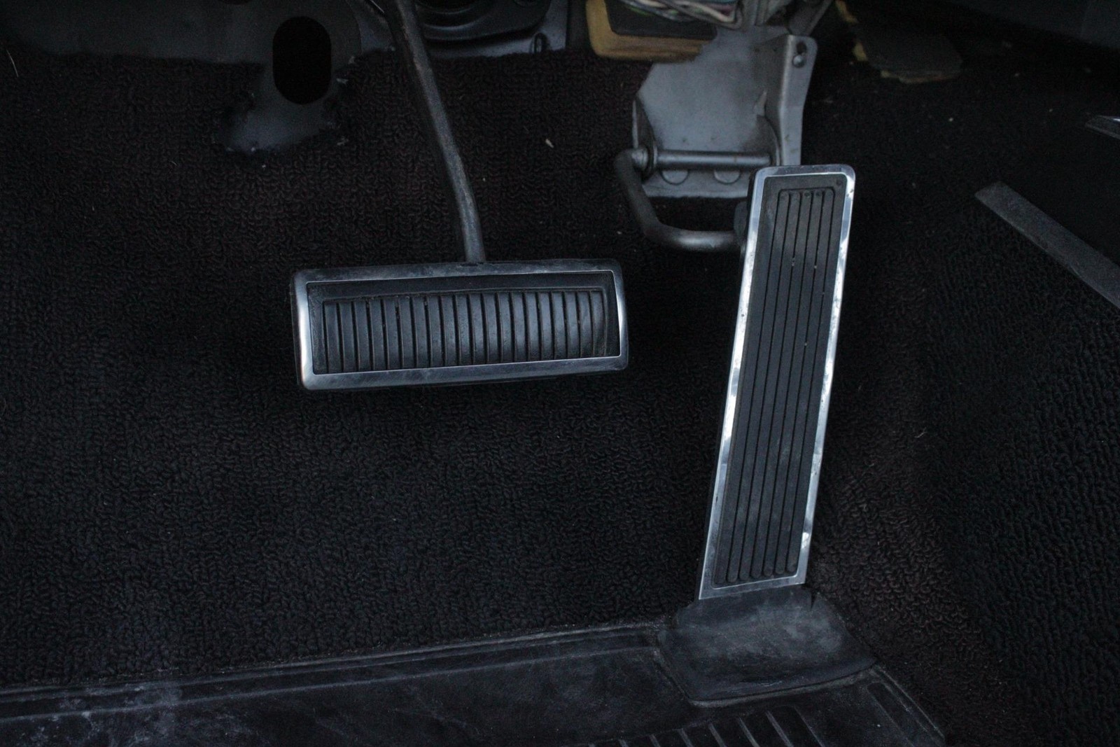 Plymouth-GTX-1968-2-Door-36