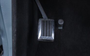 Plymouth-GTX-1968-2-Door-37