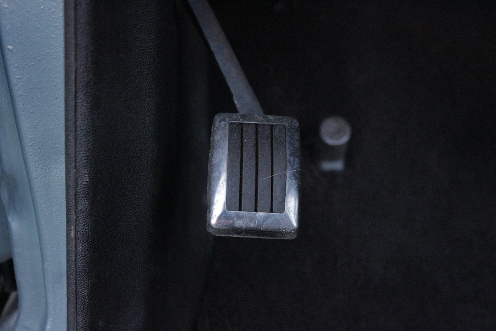 Plymouth-GTX-1968-2-Door-37